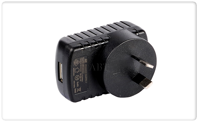 5V2A電源供應(yīng)器 5V2A電源供應(yīng)器